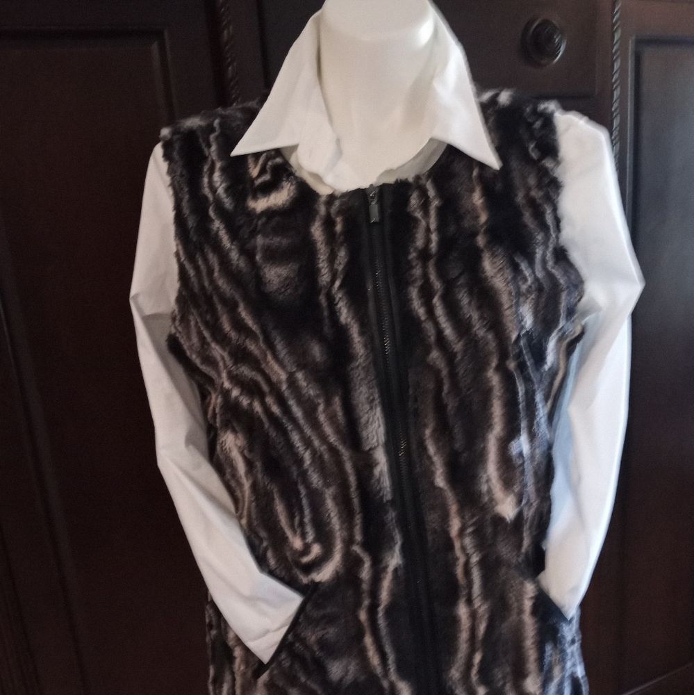 Faux fur vest